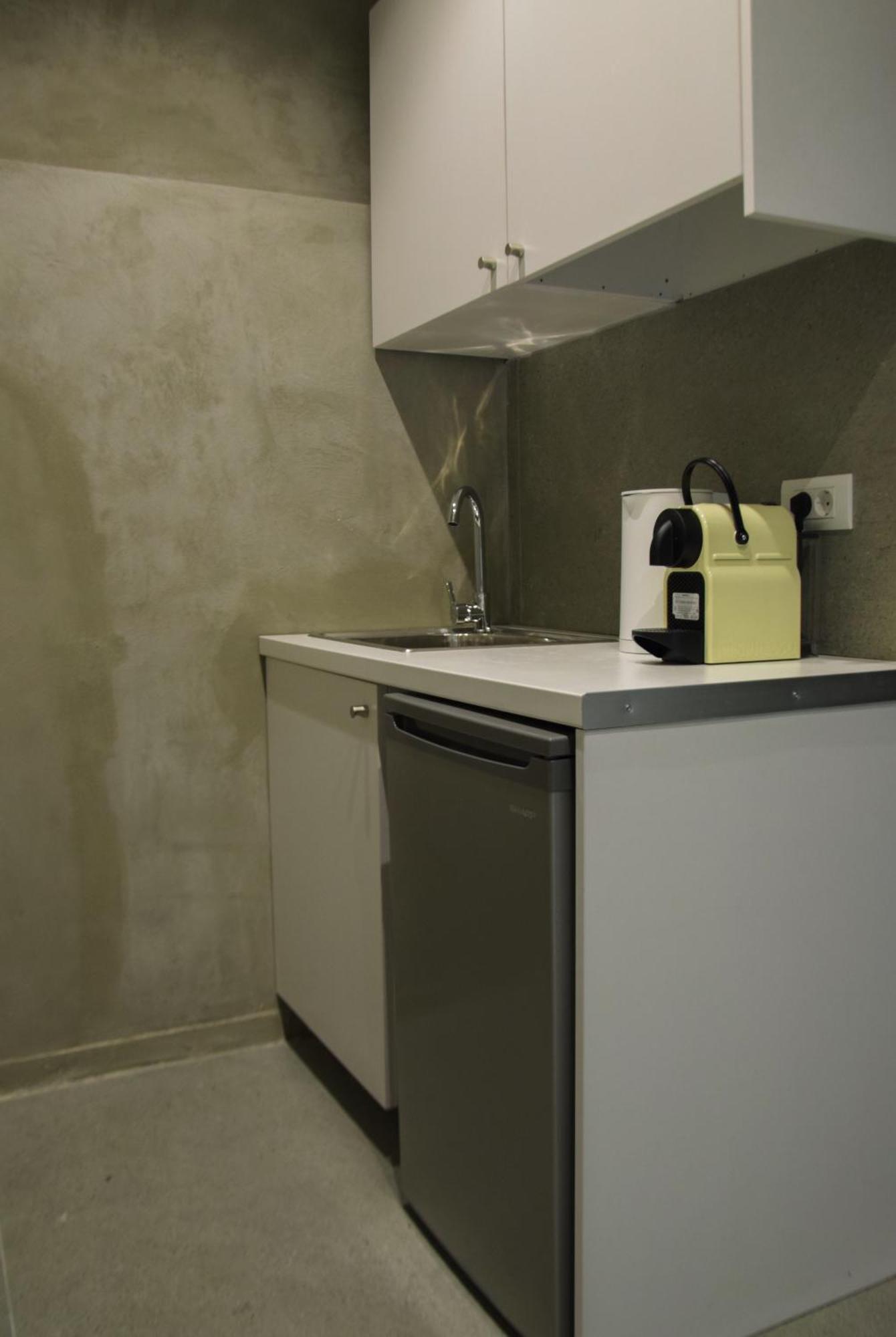 99 Adrianou Apartments アテネ エクステリア 写真