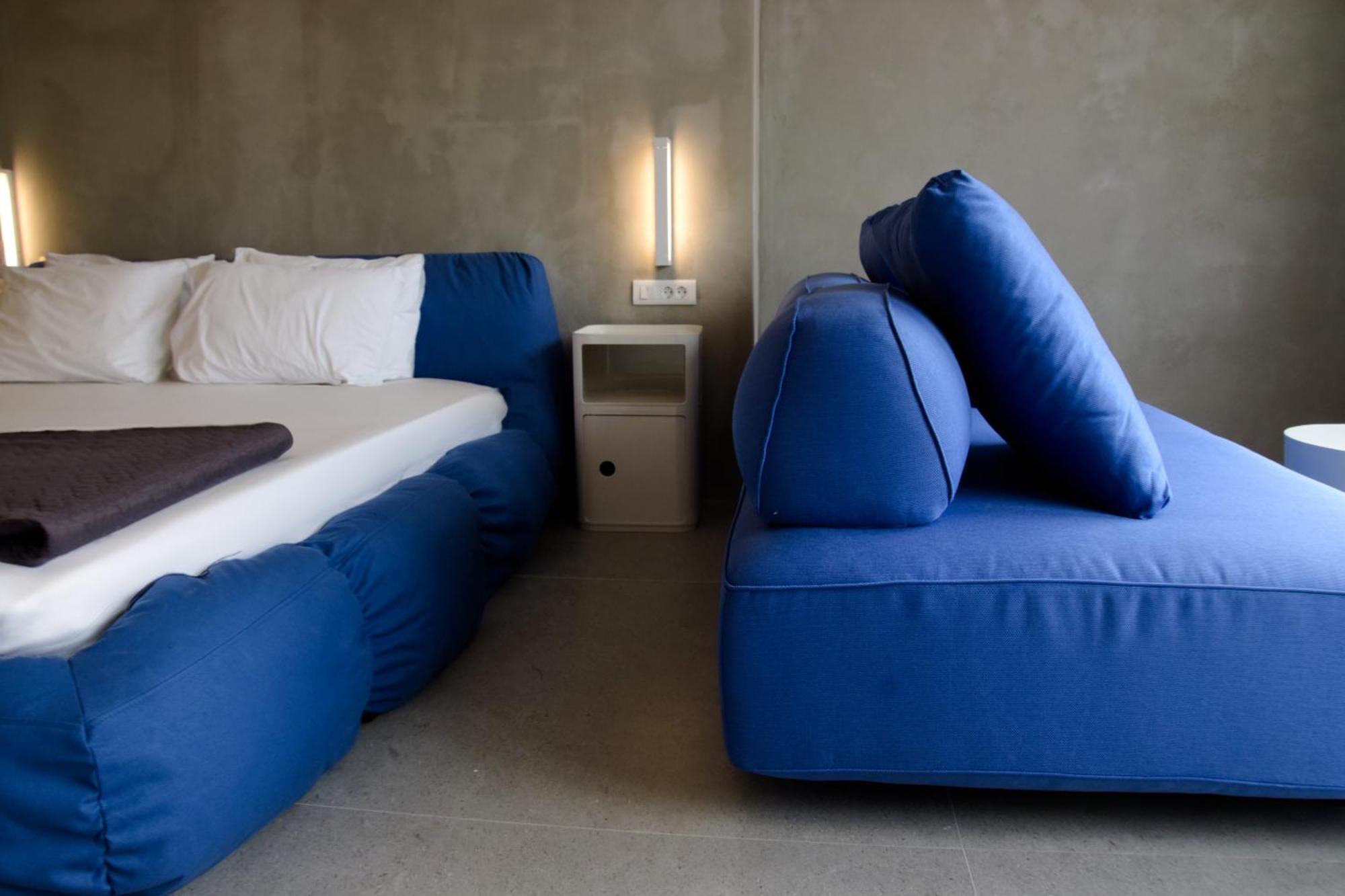 99 Adrianou Apartments アテネ エクステリア 写真