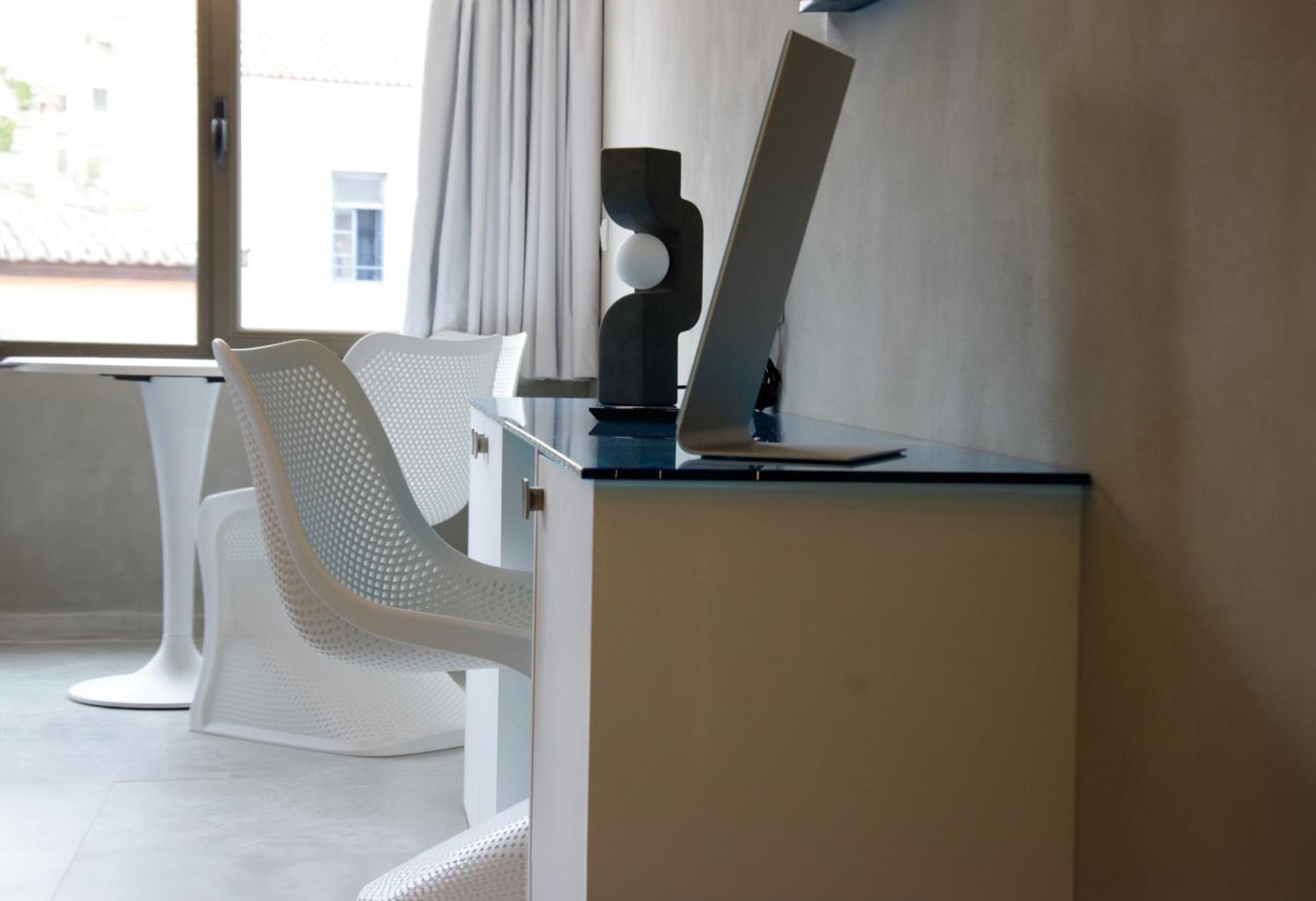 99 Adrianou Apartments アテネ エクステリア 写真