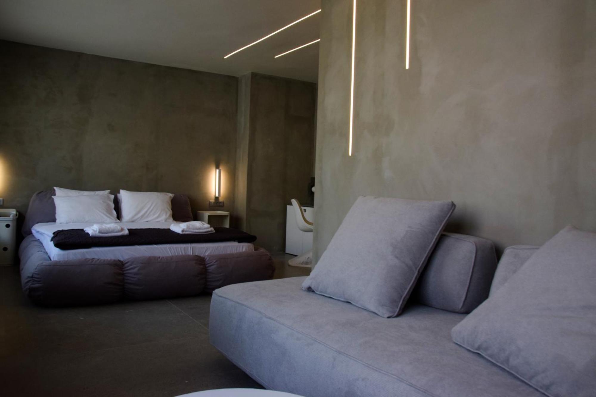 99 Adrianou Apartments アテネ エクステリア 写真