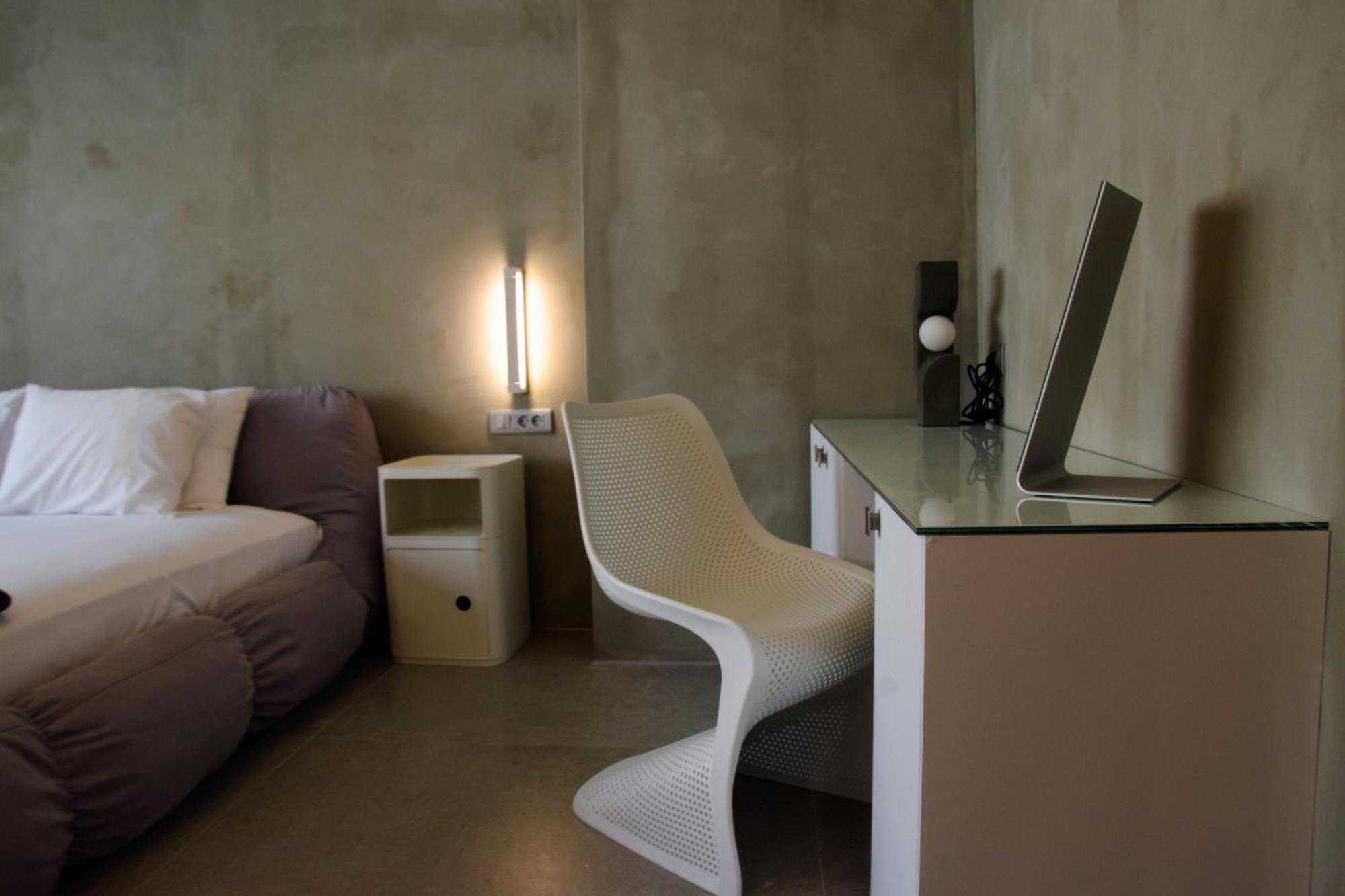 99 Adrianou Apartments アテネ エクステリア 写真