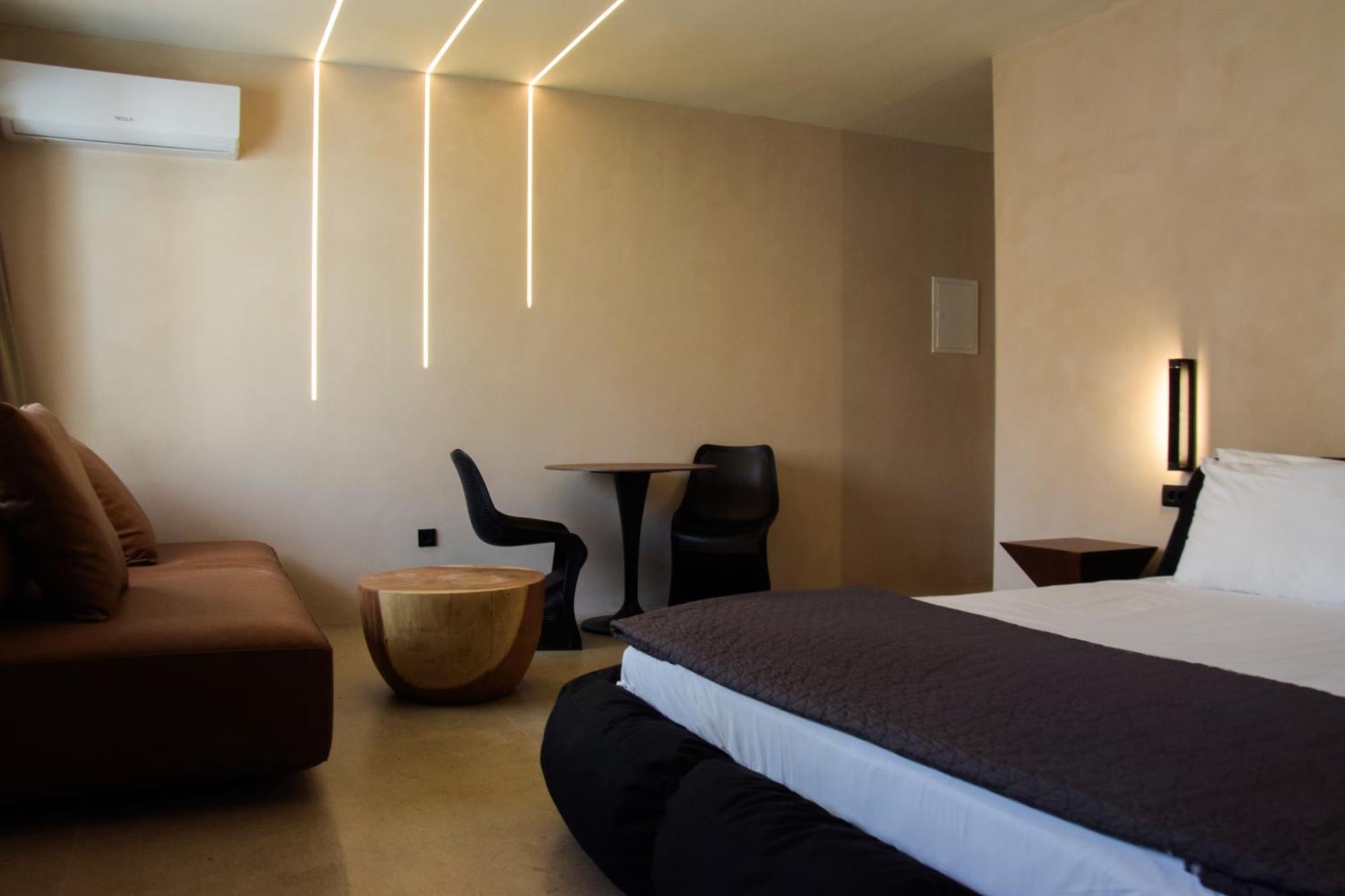 99 Adrianou Apartments アテネ エクステリア 写真