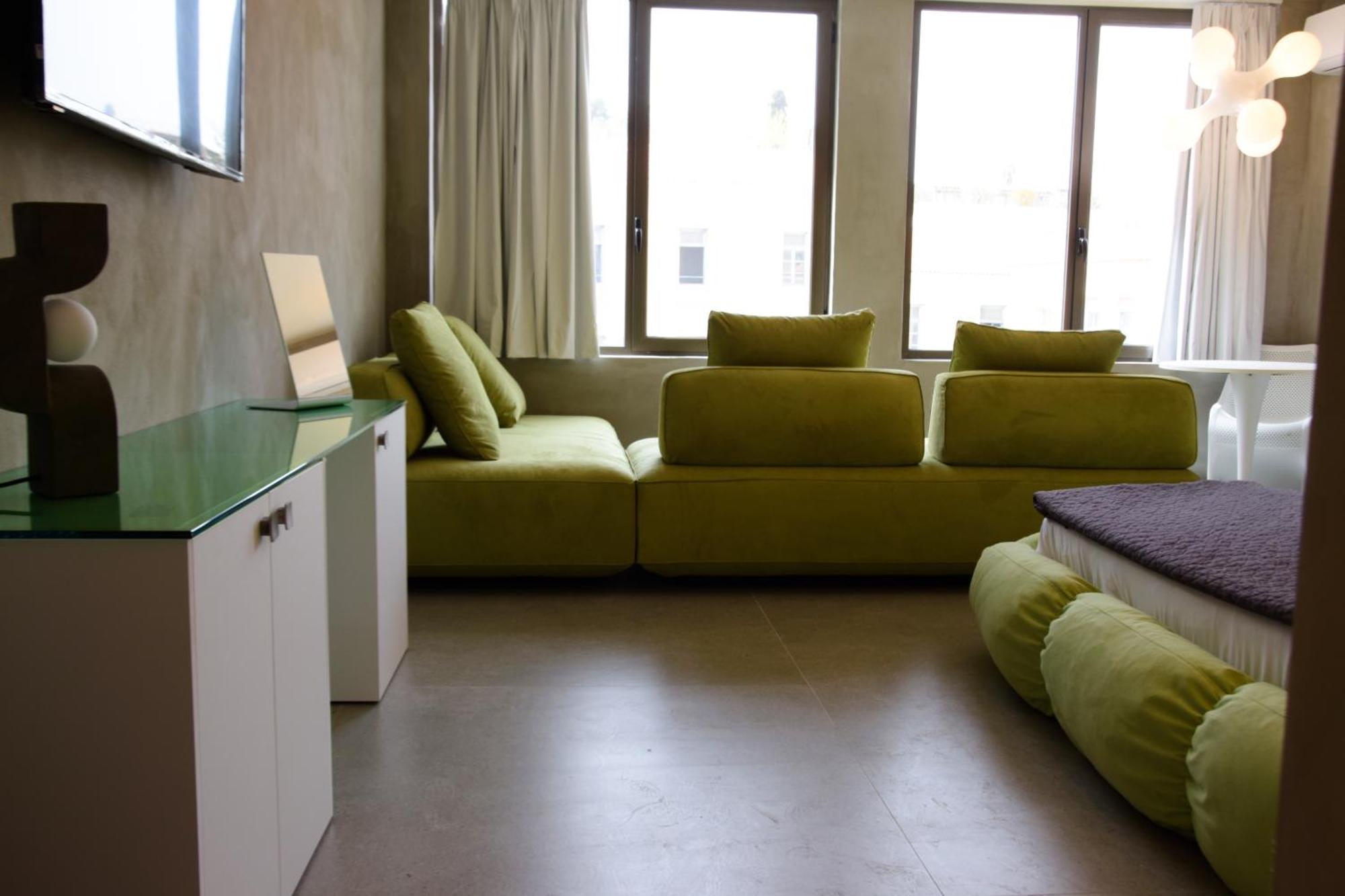 99 Adrianou Apartments アテネ エクステリア 写真